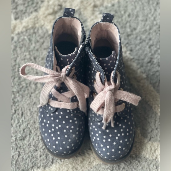 Little girls boots! - Picture 2 of 3